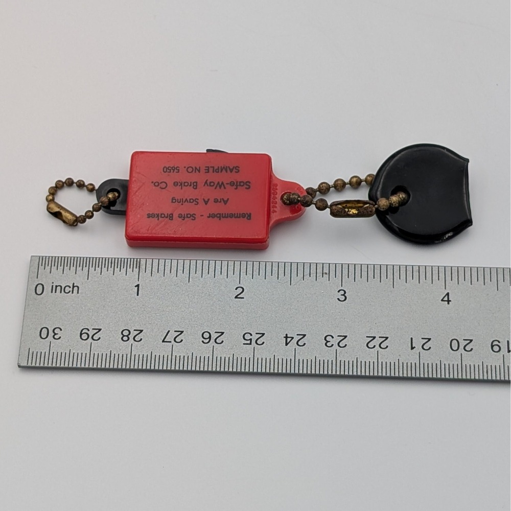 Vintage Safe-Way Brake Co Drive Safely Keychain Red Sample No 5650 Advertising - Picture 3 of 3